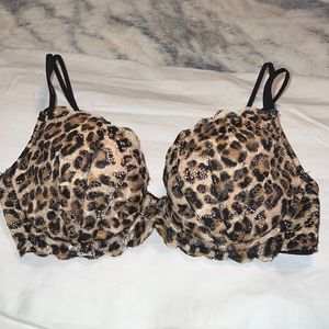 NEW PINK Victoria’s Secret lace Demi bra